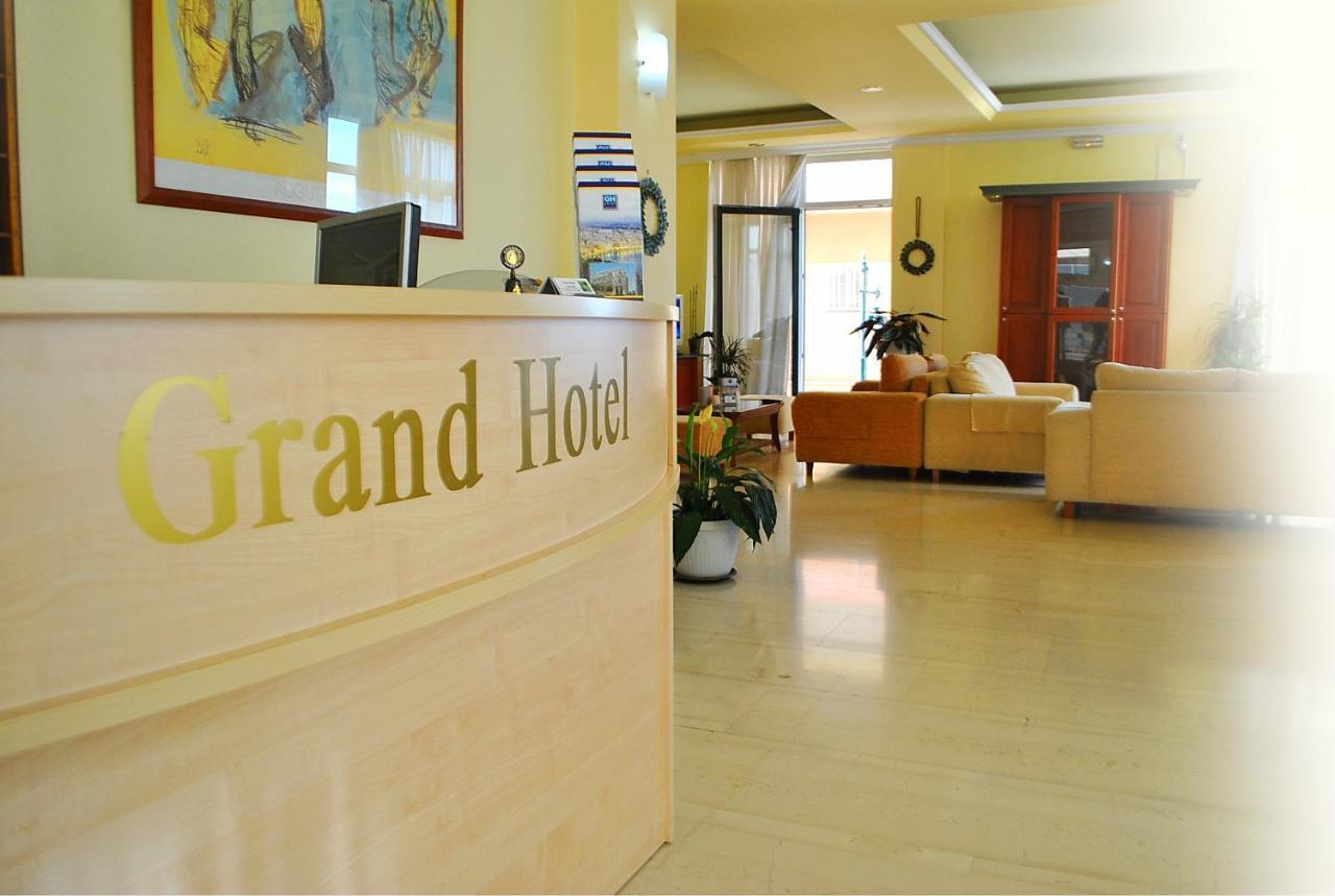 Grand Hotel Loutraki Exterior photo